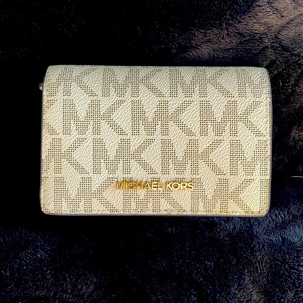 Michael Kors wallet